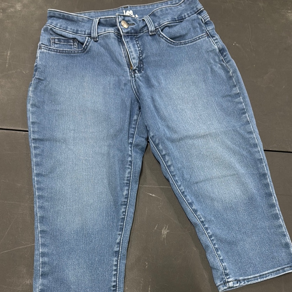 Riders by Lee Blue Capri Pants Relaxed Fit